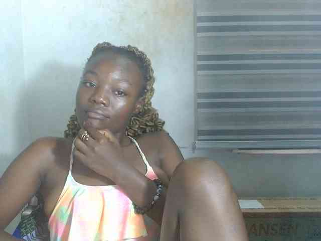 Beachxgirl webcam