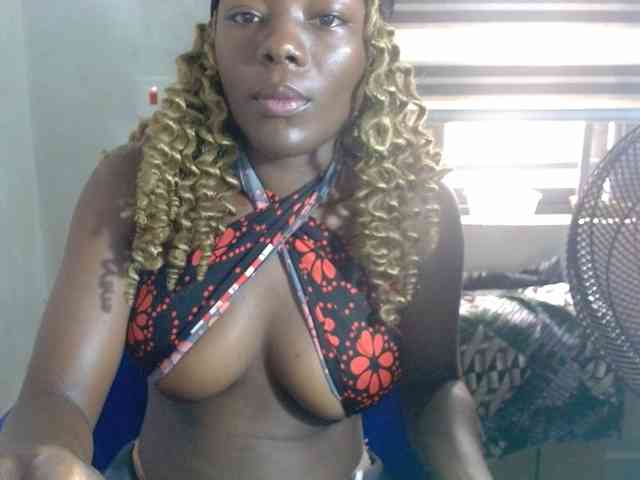 Beachxgirl webcam