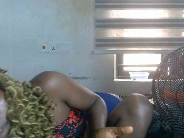 Beachxgirl webcam