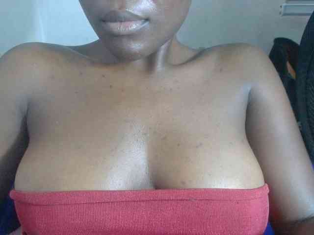 Beachxgirl webcam