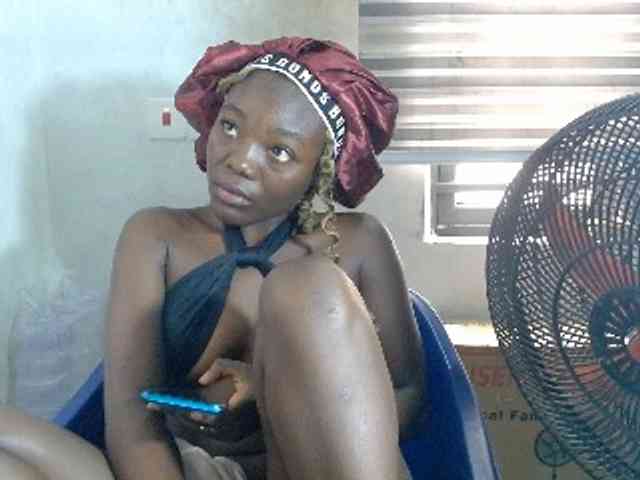 Beachxgirl webcam