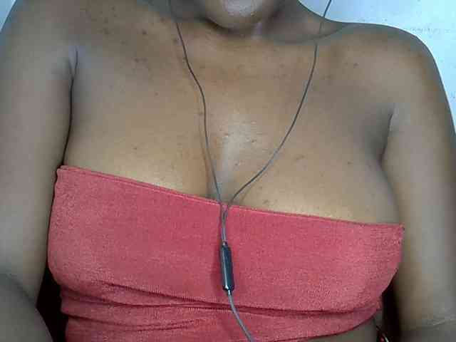 Beachxgirl webcam