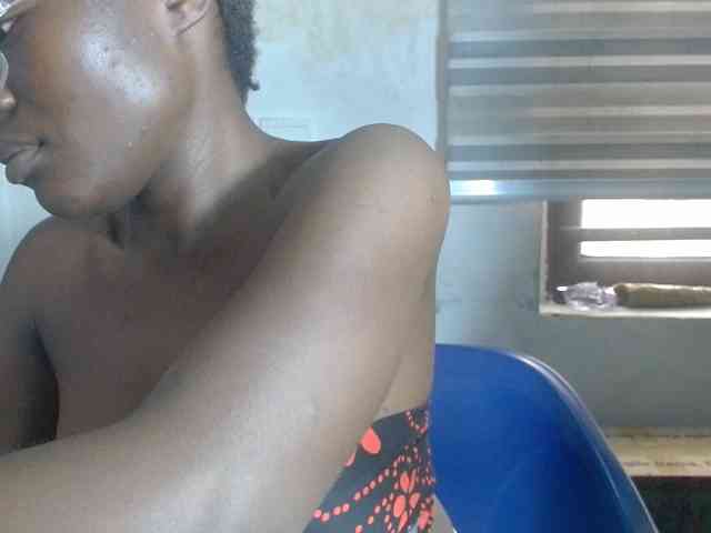 Beachxgirl webcam