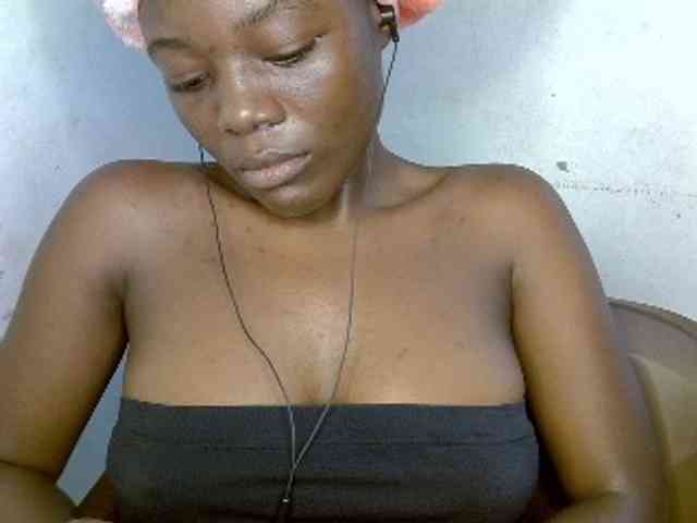 Beachxgirl webcam