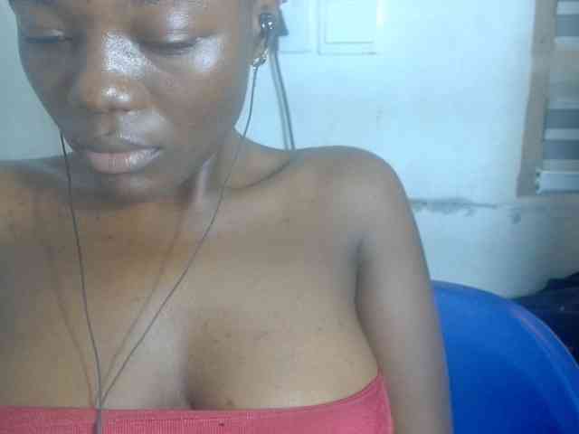 Beachxgirl webcam