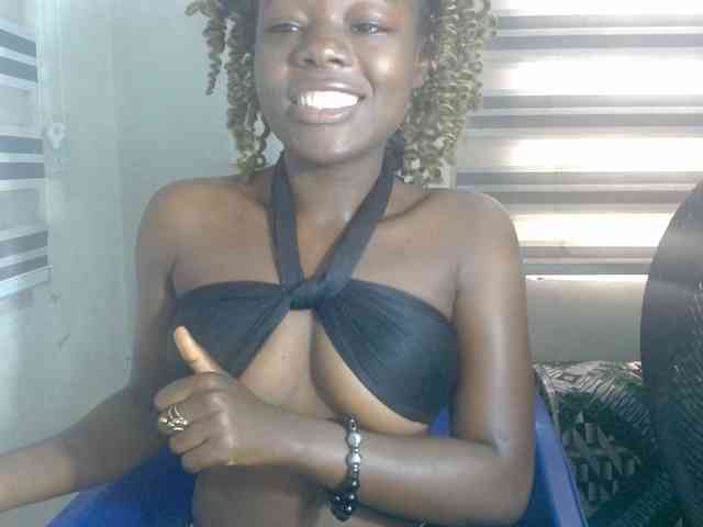 Beachxgirl webcam