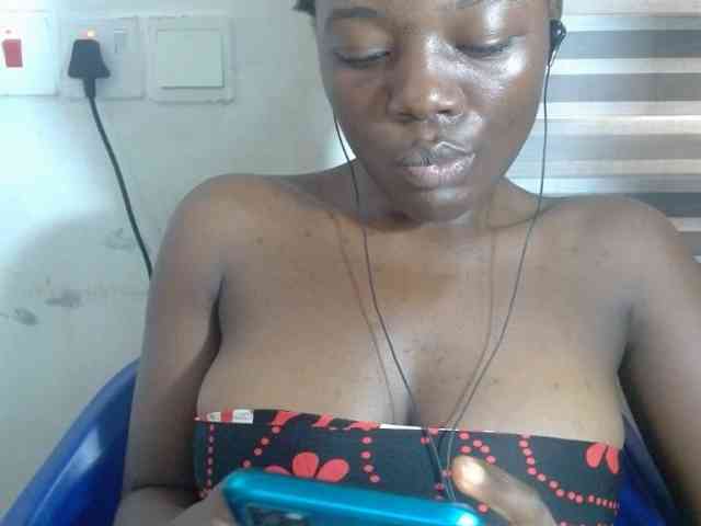 Beachxgirl webcam