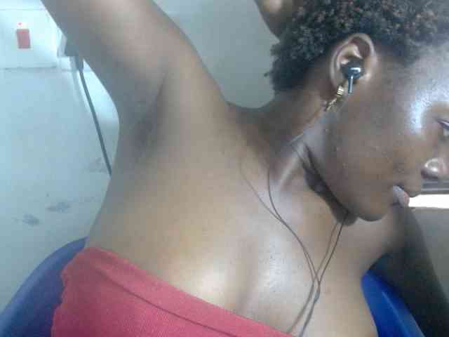 Beachxgirl webcam