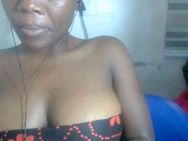 Beachxgirl webcam