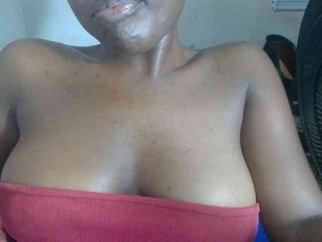 Beachxgirl webcam
