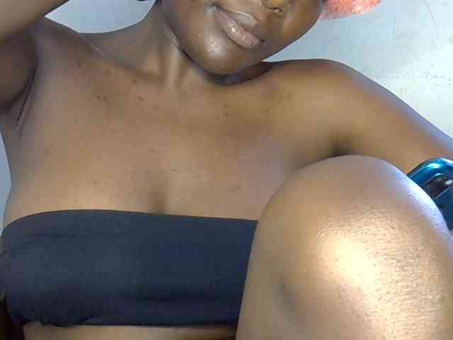 Beachxgirl webcam