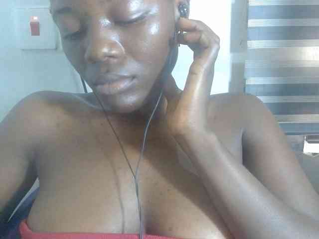 Beachxgirl webcam