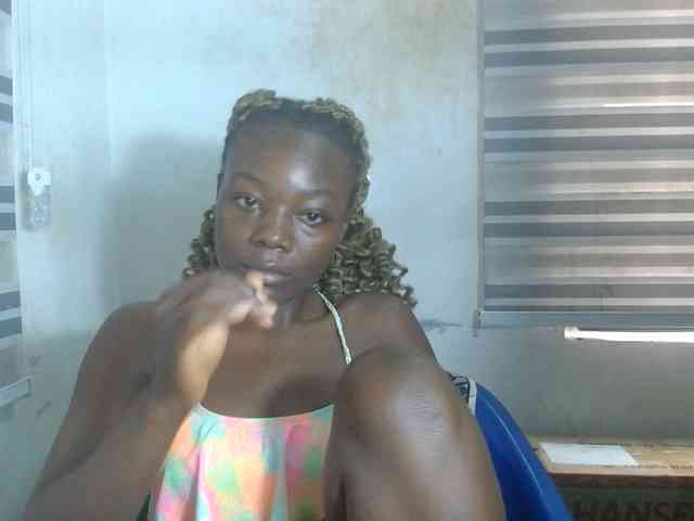 Beachxgirl webcam