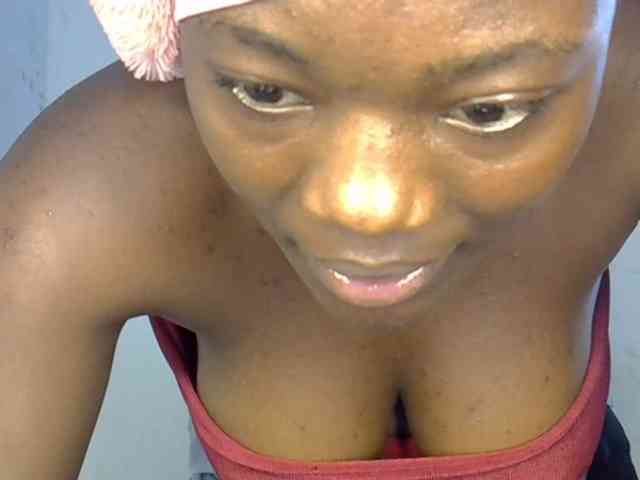 Beachxgirl webcam