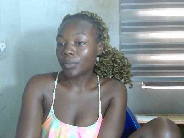 Beachxgirl webcam