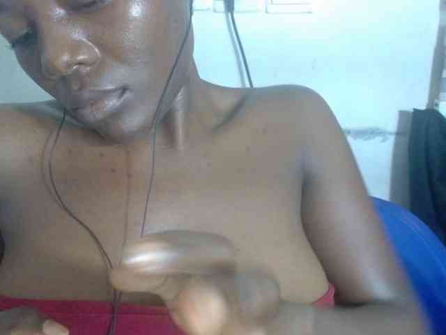 Beachxgirl webcam