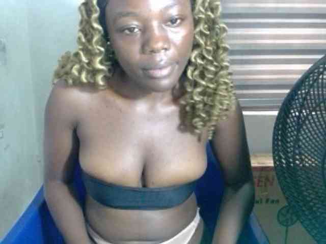 Beachxgirl webcam