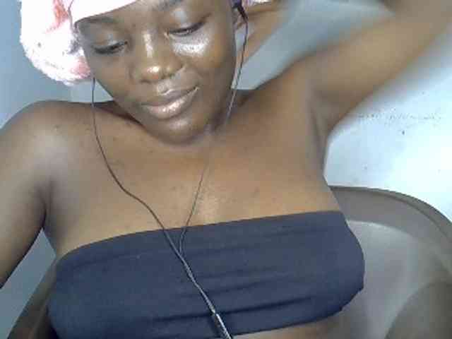 Beachxgirl webcam