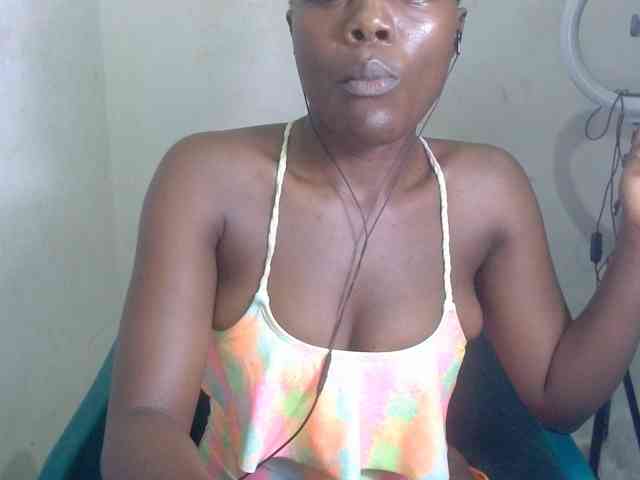 Beachxgirl webcam