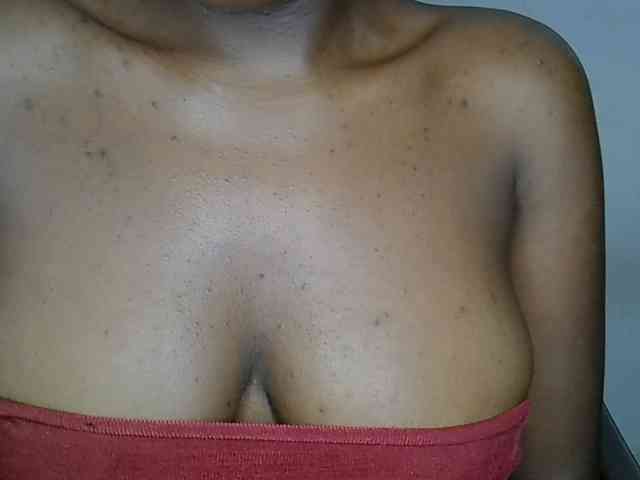 Beachxgirl webcam