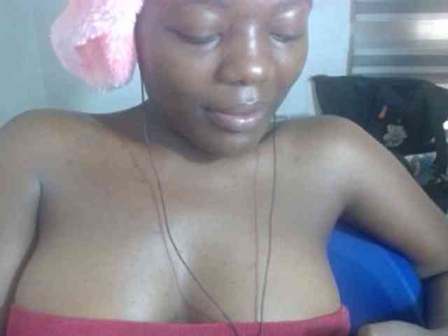 Beachxgirl webcam