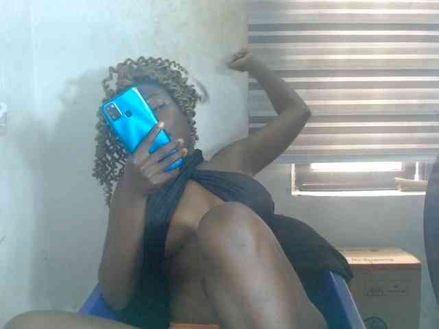 Beachxgirl webcam