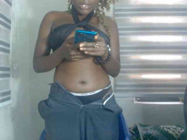 Beachxgirl webcam