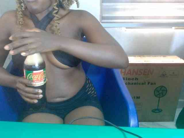 Beachxgirl webcam