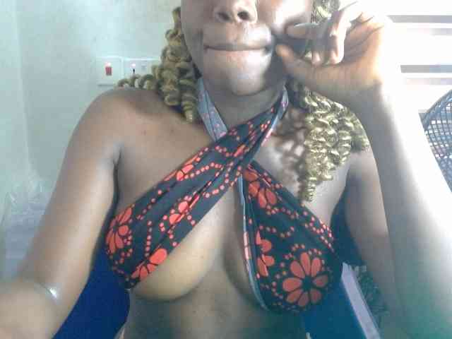 Beachxgirl webcam