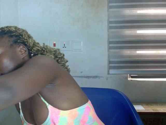 Beachxgirl webcam