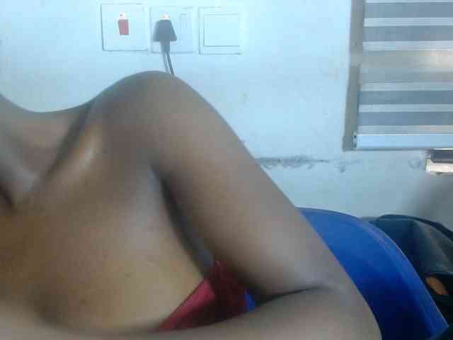 Beachxgirl webcam