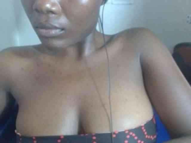 Beachxgirl webcam