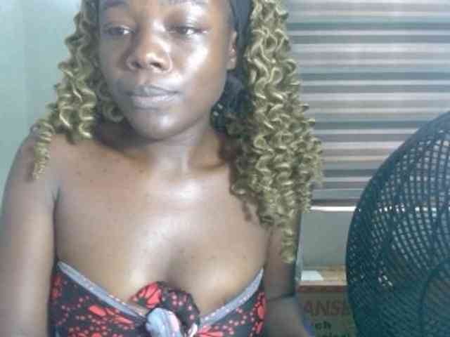 Beachxgirl webcam
