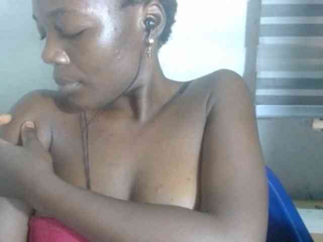 Beachxgirl webcam