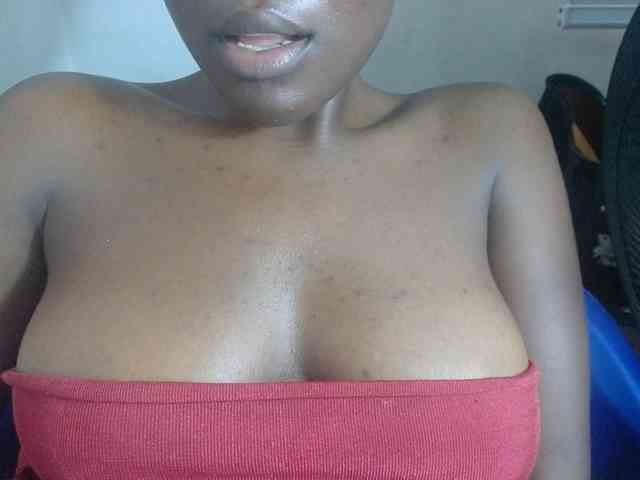 Beachxgirl webcam