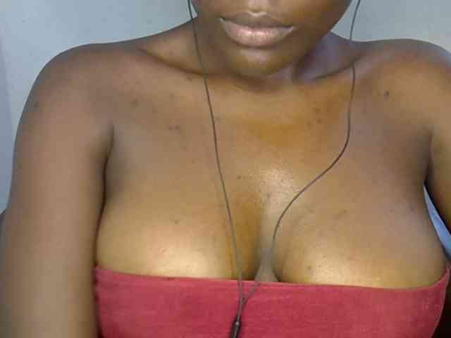 Beachxgirl webcam