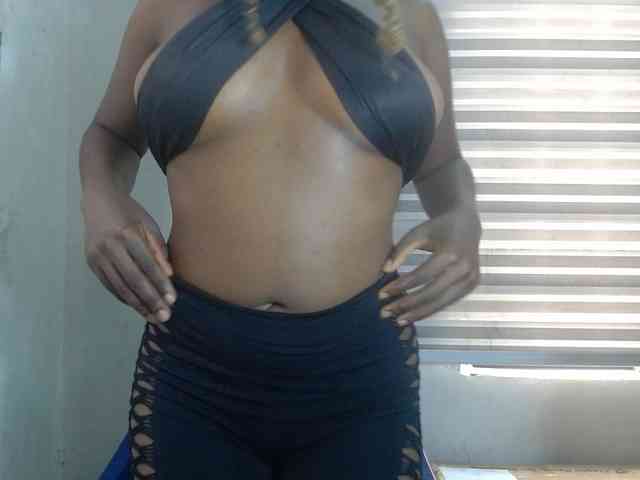 Beachxgirl webcam