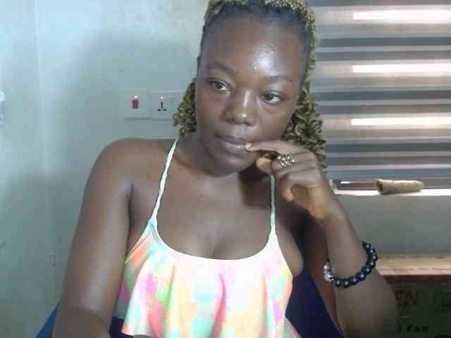 Beachxgirl webcam