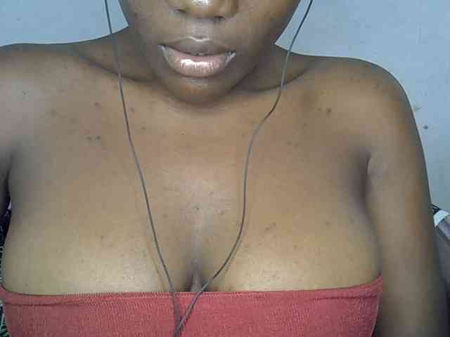 Beachxgirl webcam