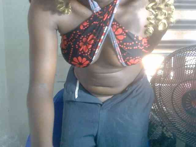Beachxgirl webcam