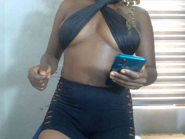 Beachxgirl webcam