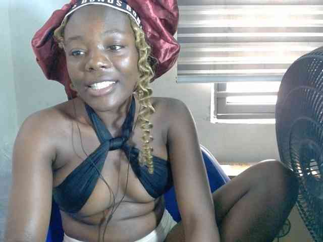 Beachxgirl webcam