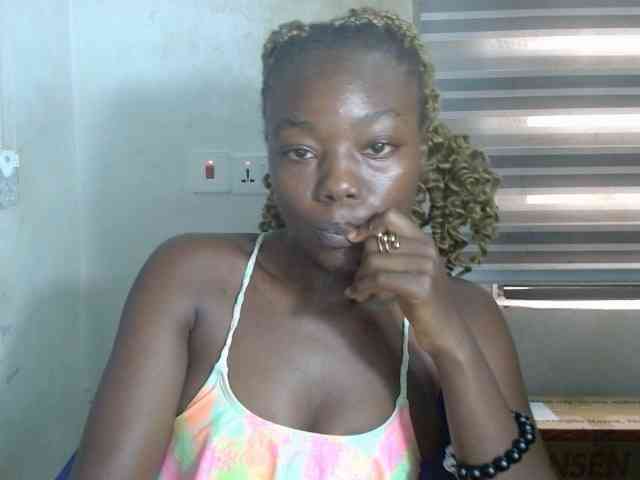Beachxgirl webcam