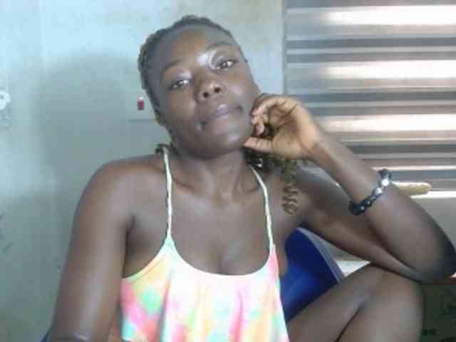 Beachxgirl webcam