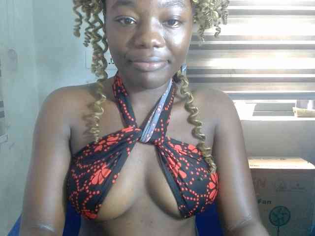 Beachxgirl webcam