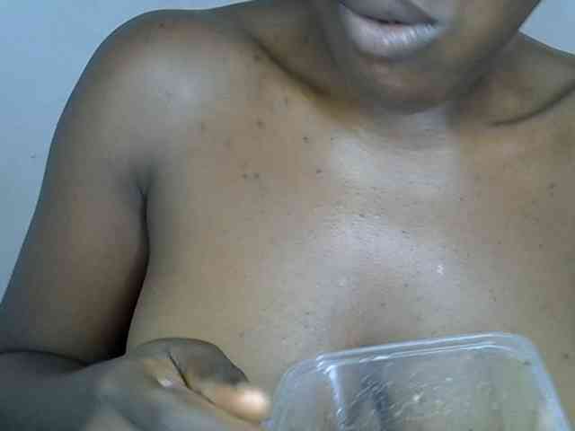 Beachxgirl webcam