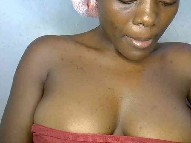 Beachxgirl webcam