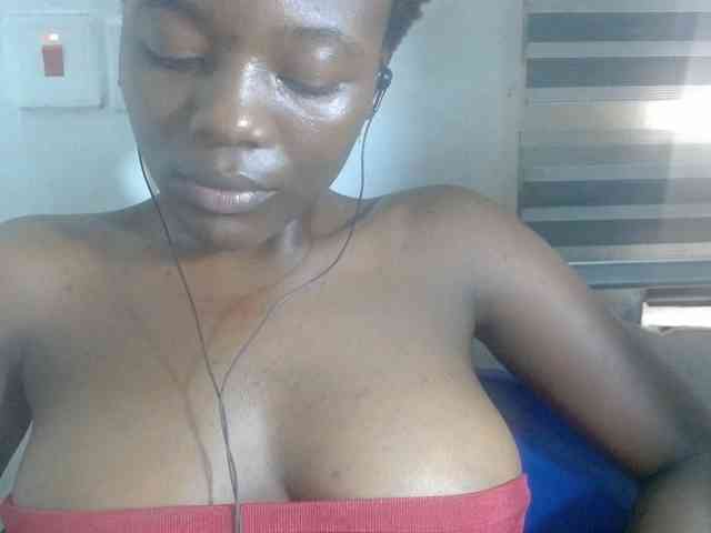 Beachxgirl webcam