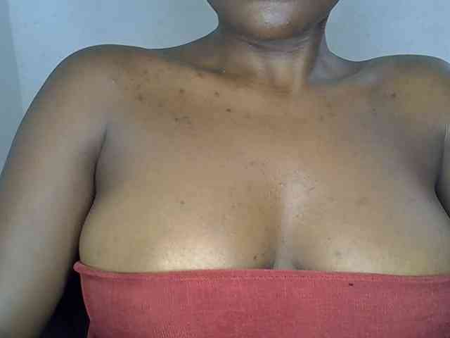 Beachxgirl webcam