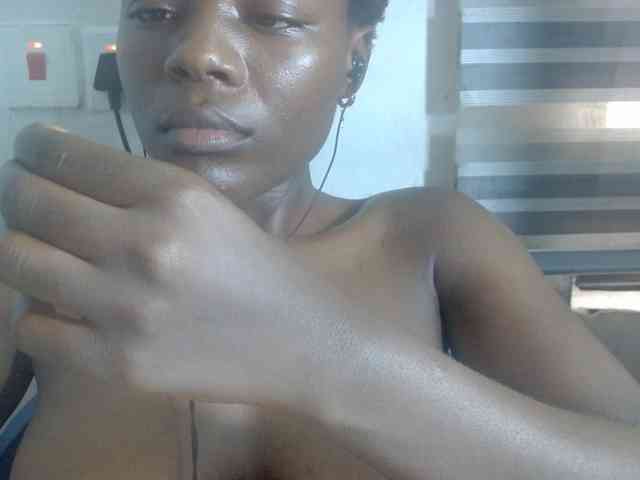 Beachxgirl webcam